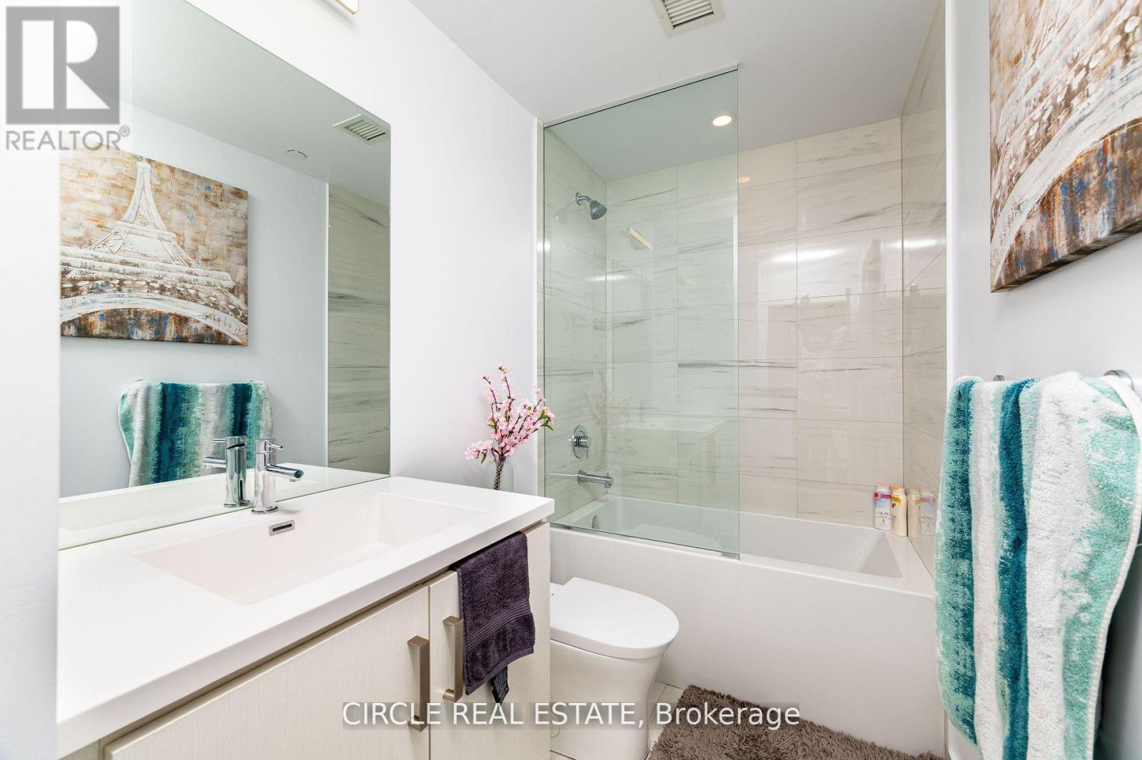 1219 - 60 Honeycrisp Crescent, Vaughan (Vaughan Corporate Centre), Ontario  L4K 0N5 - Photo 11 - N12204899