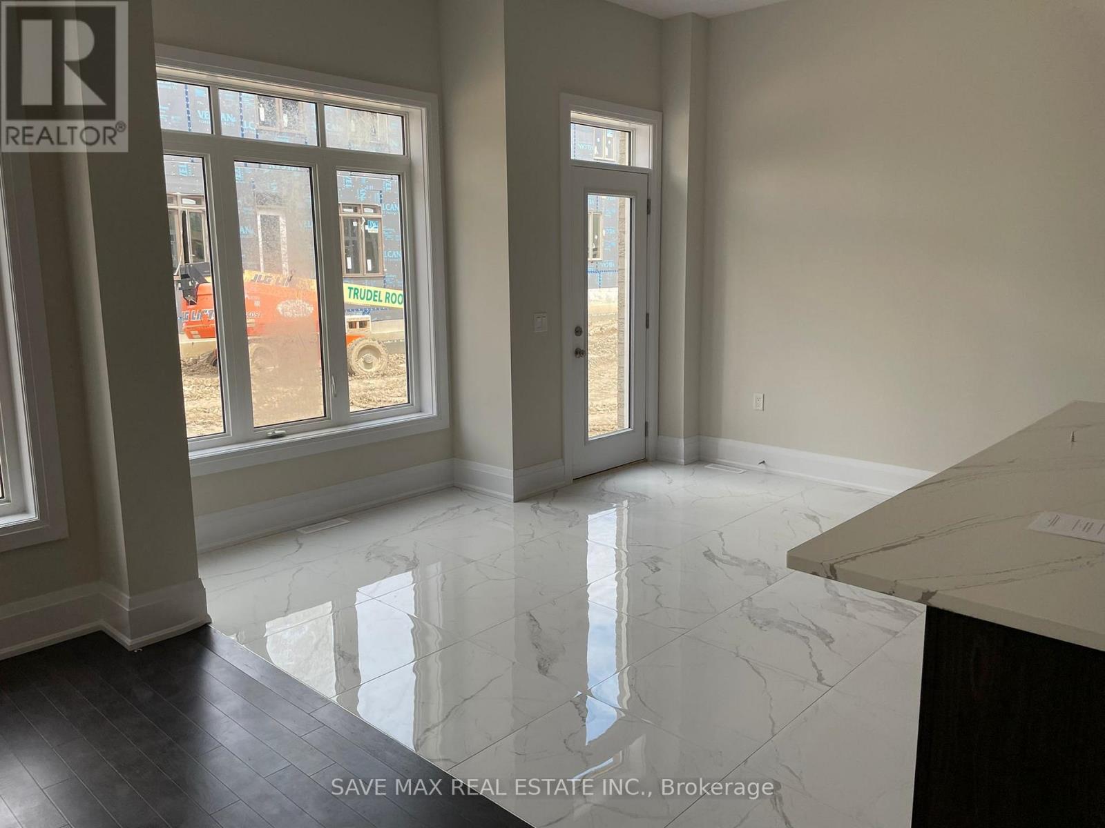 68 Stowmarket Street, Caledon, Ontario  L7C 3Y5 - Photo 11 - W12204882