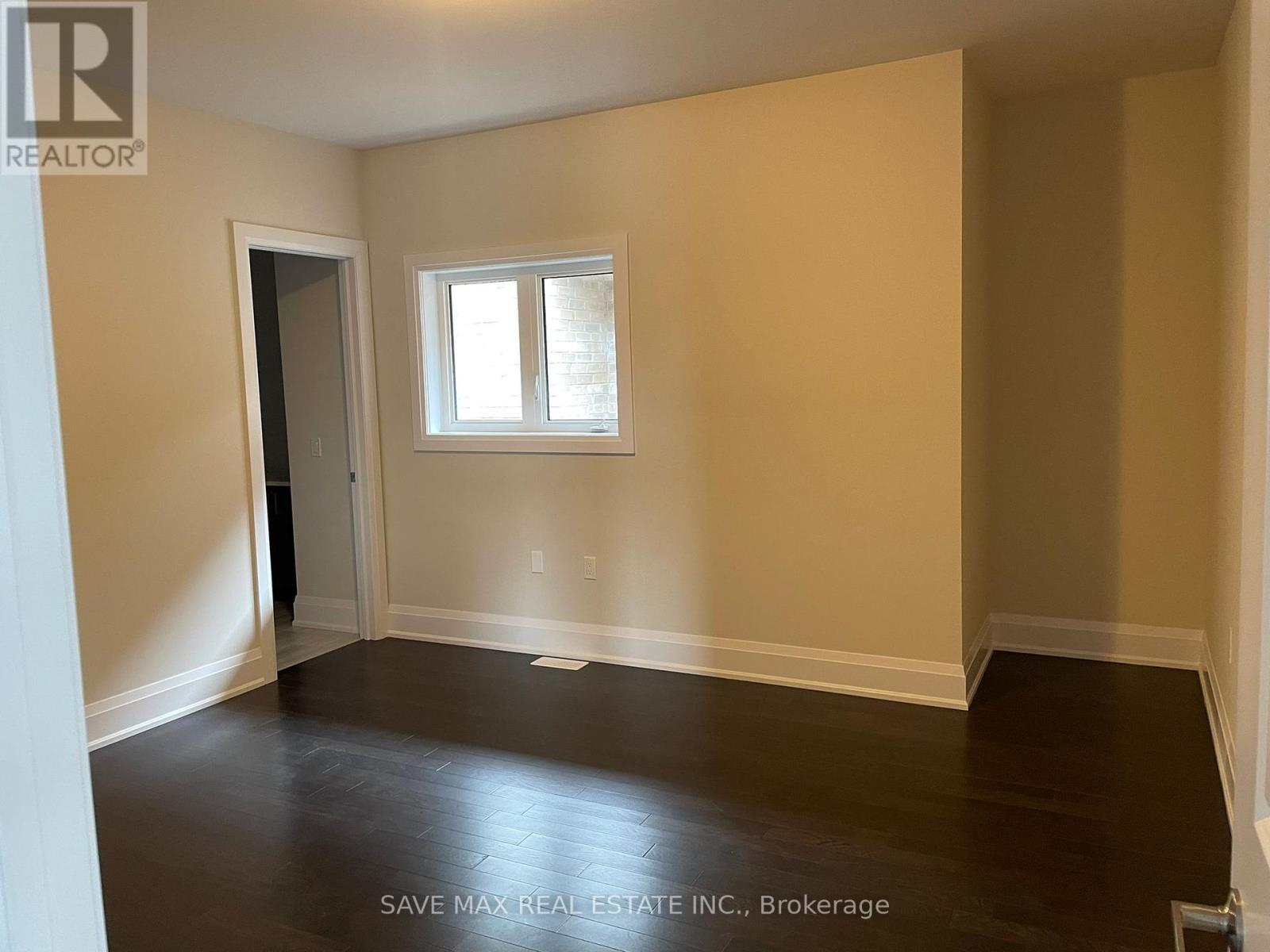 68 Stowmarket Street, Caledon, Ontario  L7C 3Y5 - Photo 12 - W12204882