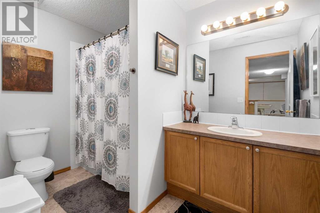 358 Somerset Drive Sw, Calgary, Alberta  T2Y 4G7 - Photo 32 - A2227806