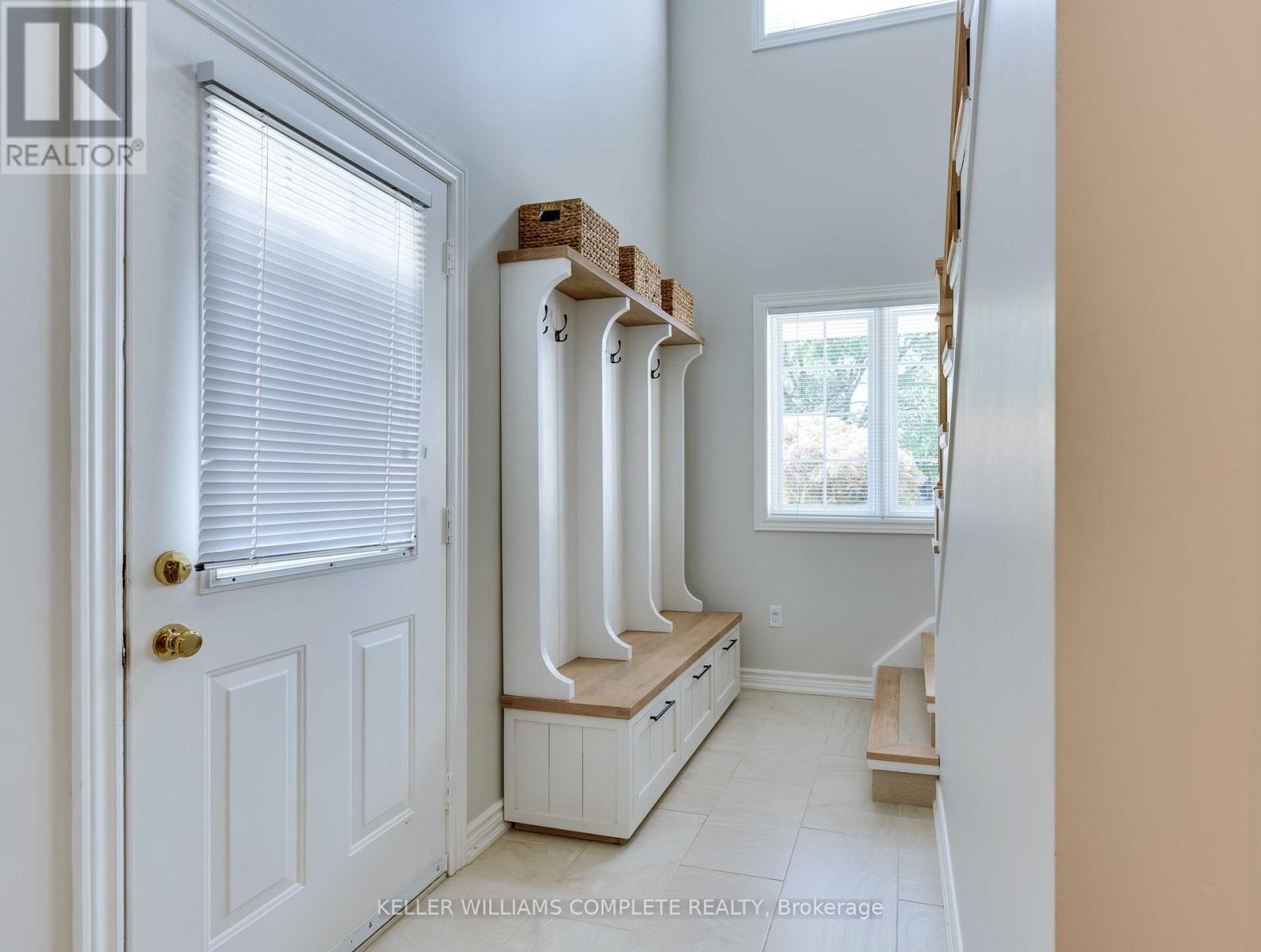 5 Saddler Street, Pelham (Fonthill), Ontario  L0S 1E4 - Photo 6 - X12204926
