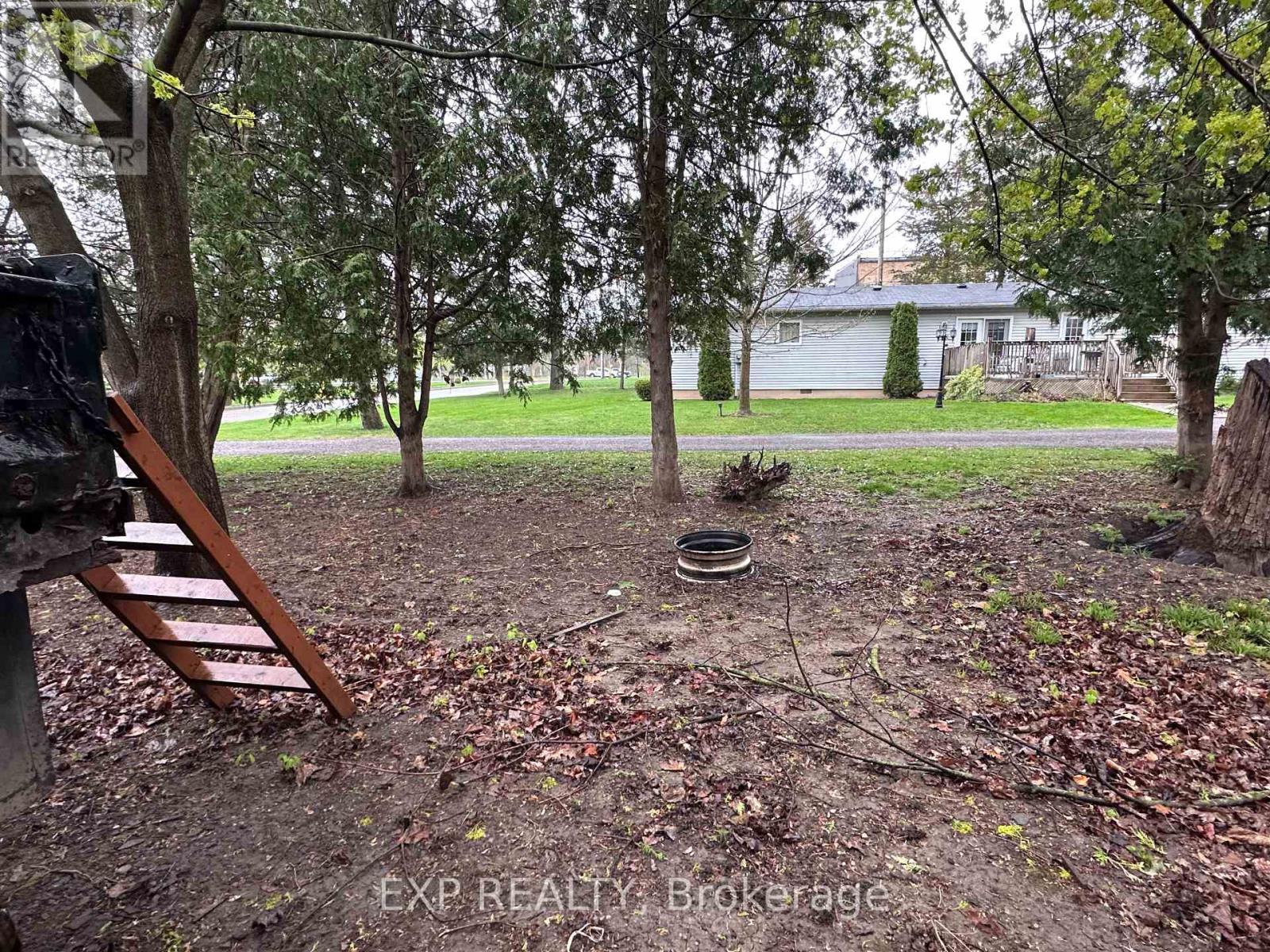 190 Ann Street, North Middlesex, Ontario  N0M 2K0 - Photo 5 - X12118635