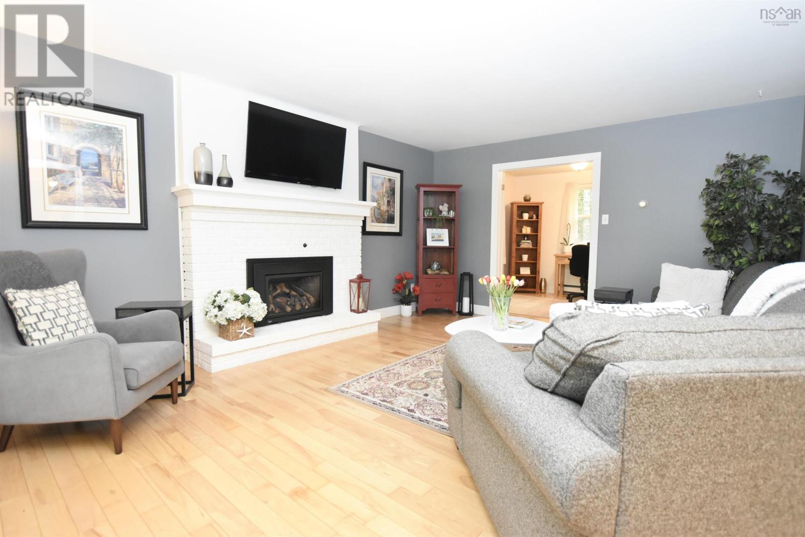 10 Kingsway Road, Hammonds Plains, Nova Scotia  B3Z 1K2 - Photo 5 - 202513479