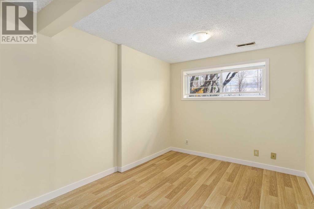 5627 Templehill Road Ne, Calgary, Alberta  T1Y 4C1 - Photo 25 - A2218914