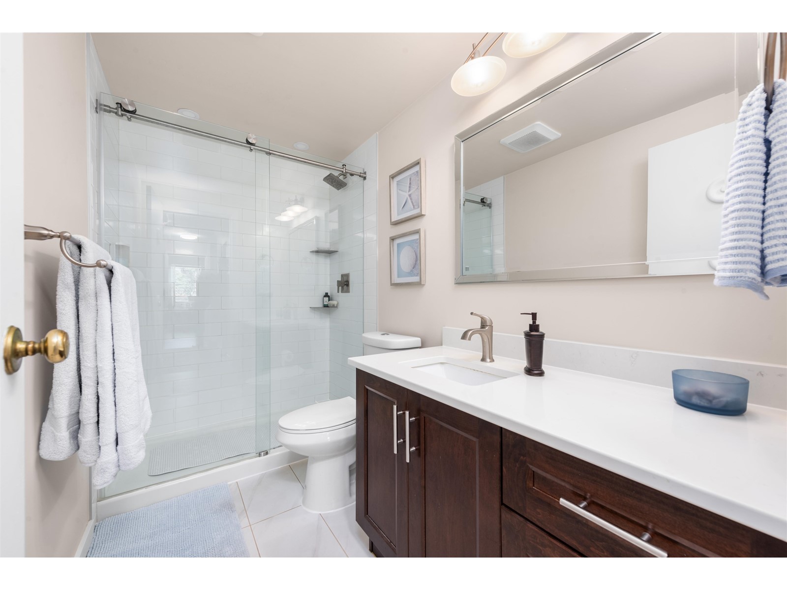 305 15010 Roper Avenue, White Rock, British Columbia  V4B 5A9 - Photo 18 - R3008332