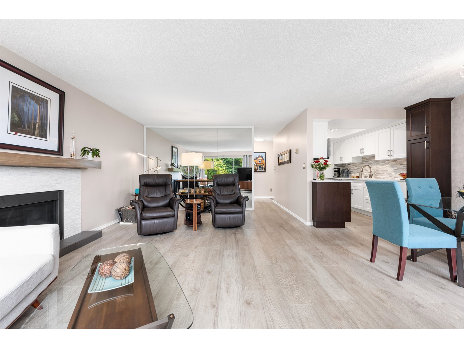 305 15010 Roper Avenue, White Rock, British Columbia  V4B 5A9 - Photo 12 - R3008332