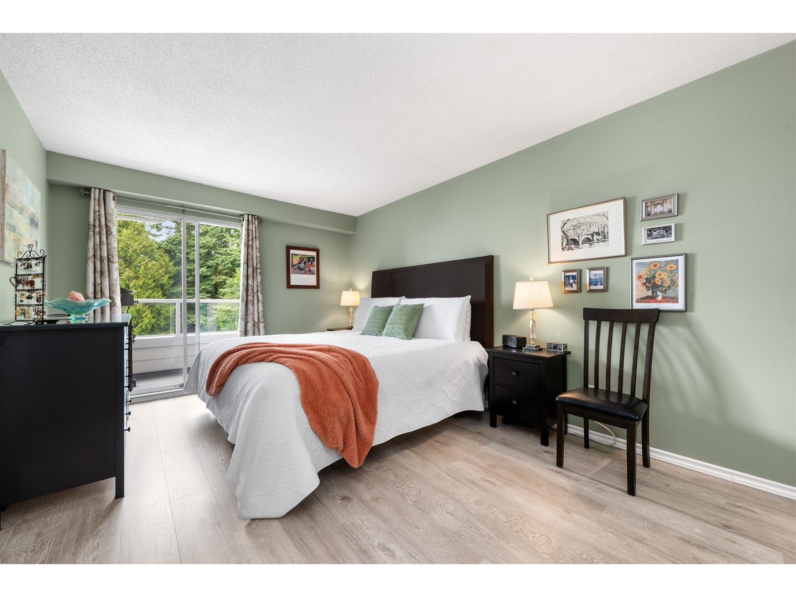 305 15010 Roper Avenue, White Rock, British Columbia  V4B 5A9 - Photo 15 - R3008332