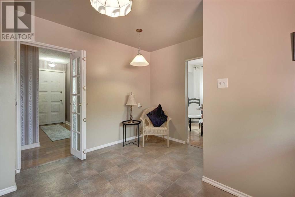 43 Foley Road Se, Calgary, Alberta  T2H 1A2 - Photo 9 - A2219982