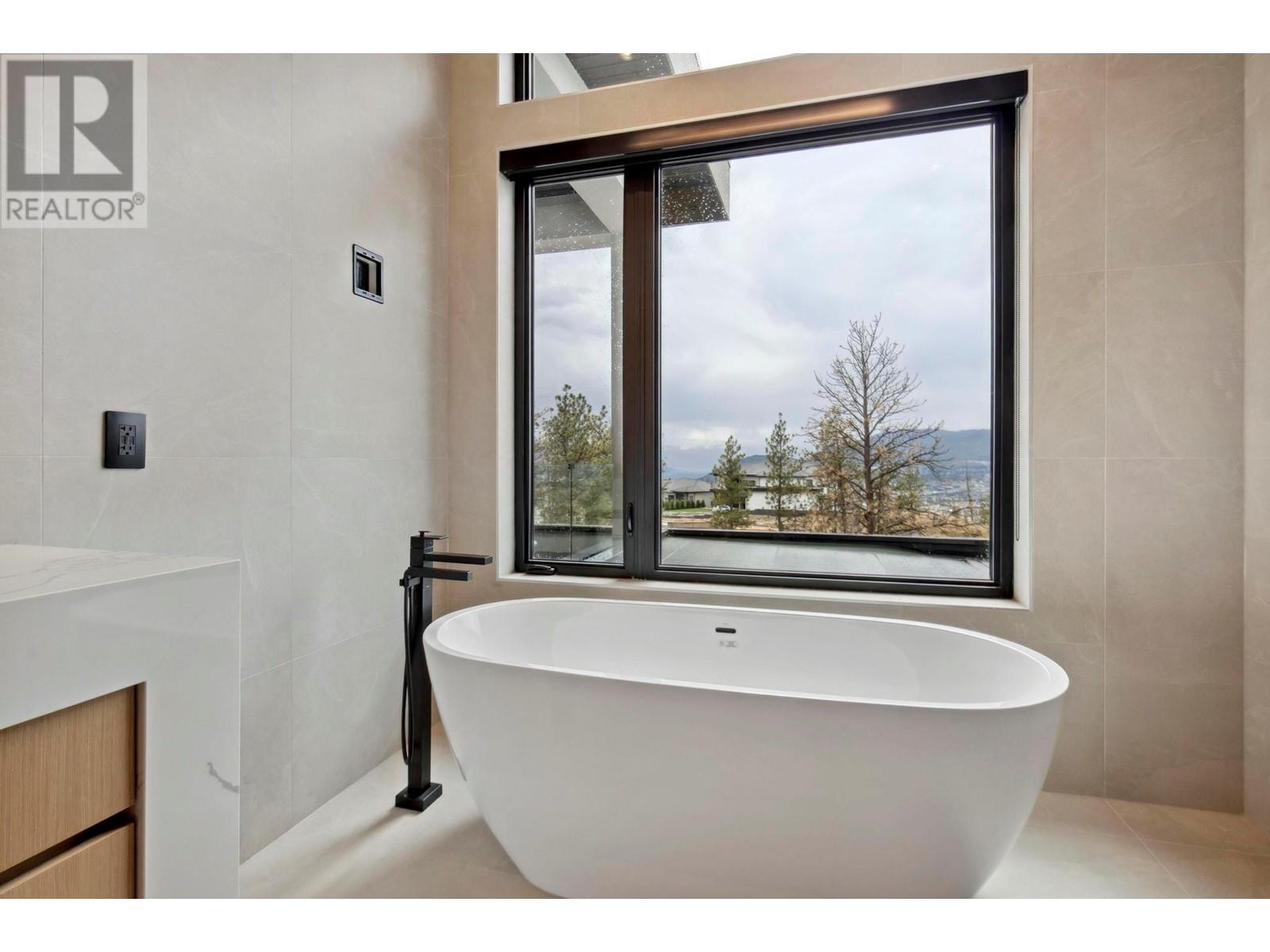 1561 Cabernet Court, West Kelowna, British Columbia  V4T 3B5 - Photo 37 - 10346814