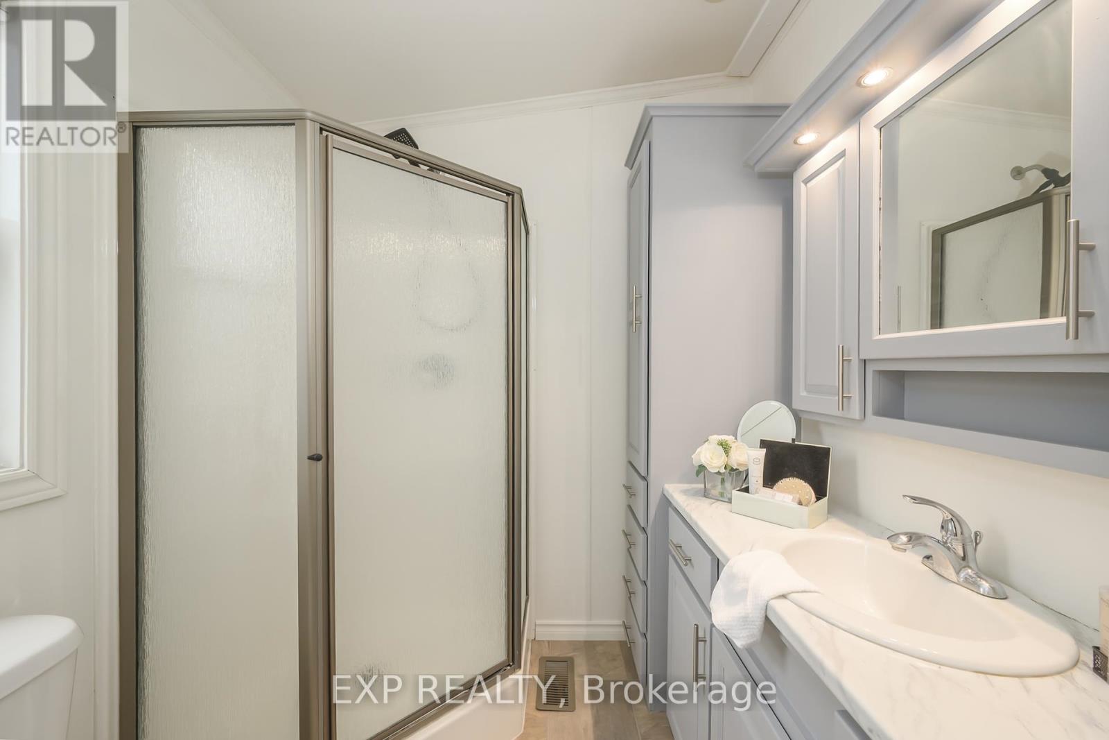 51 - 22790 Amiens Road, Middlesex Centre, Ontario  N0L 1R0 - Photo 20 - X11994801