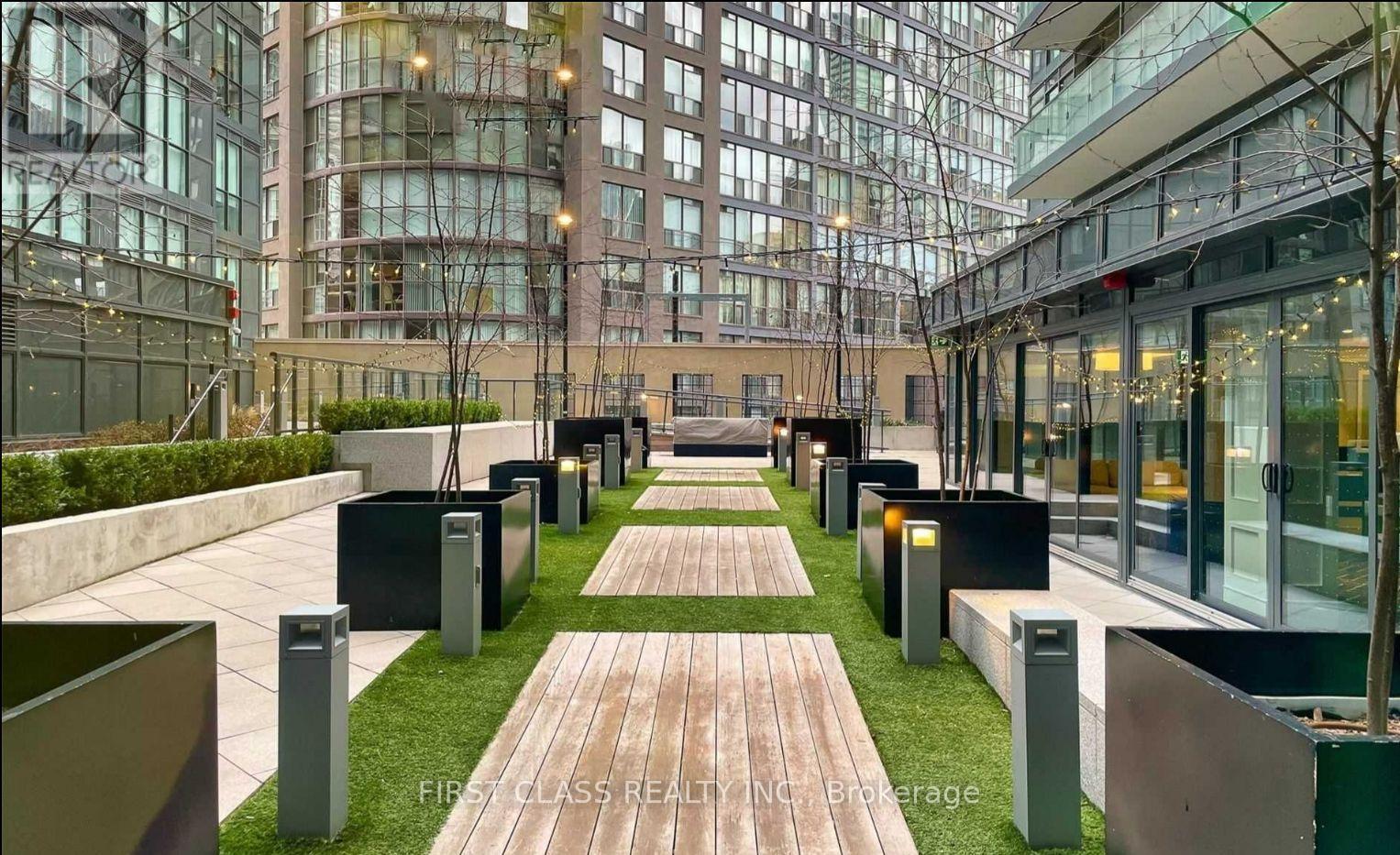 955 Bay Street, Toronto, Ontario  M5S 2A2 - Photo 18 - C12204907