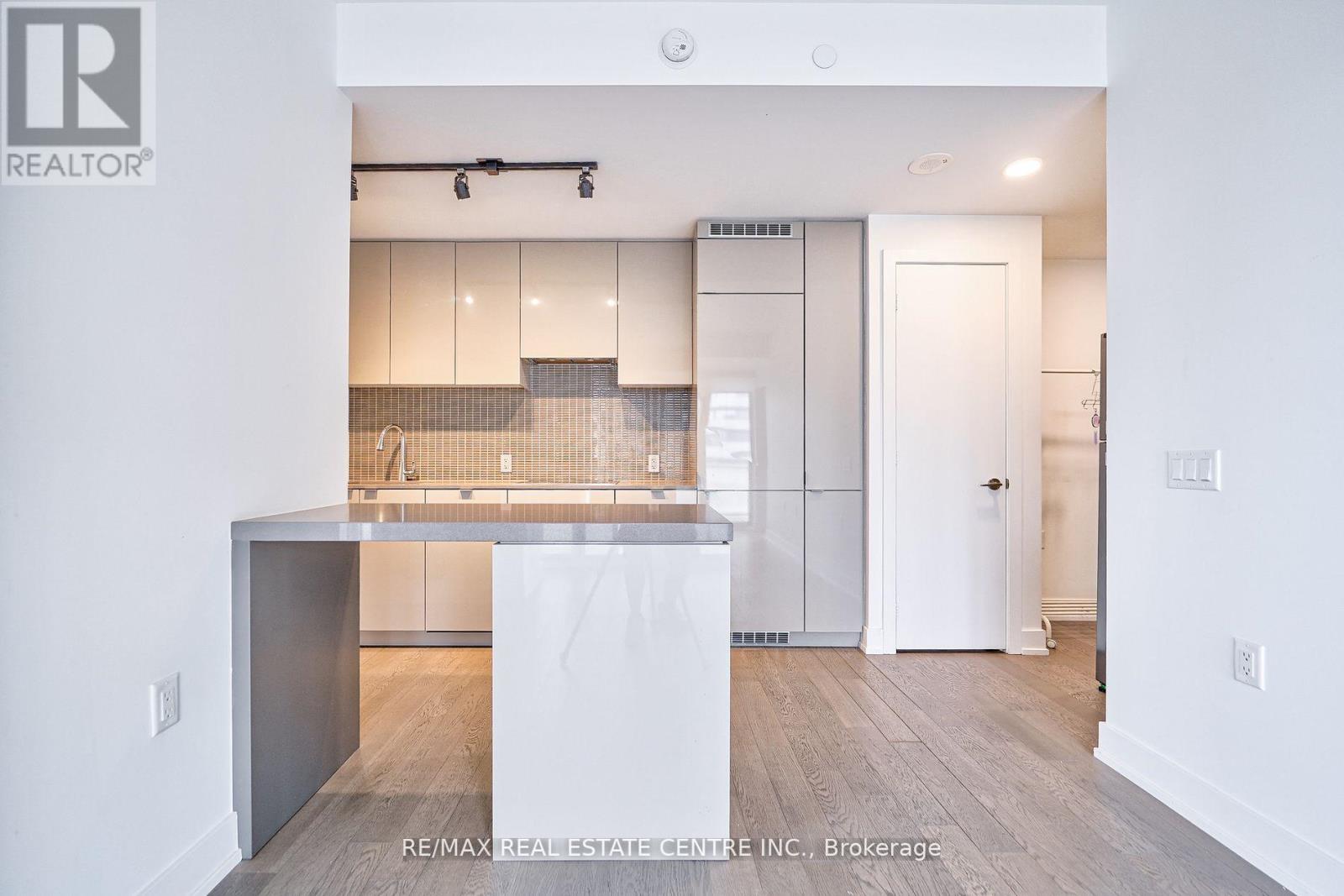 2605 - 7 Grenville Street, Toronto, Ontario  M4Y 1A1 - Photo 12 - C12204920