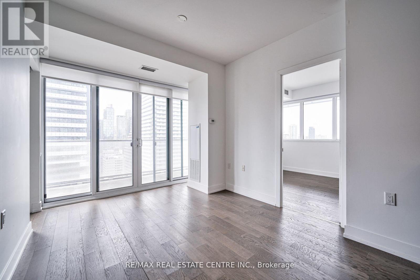2605 - 7 Grenville Street, Toronto, Ontario  M4Y 1A1 - Photo 16 - C12204920
