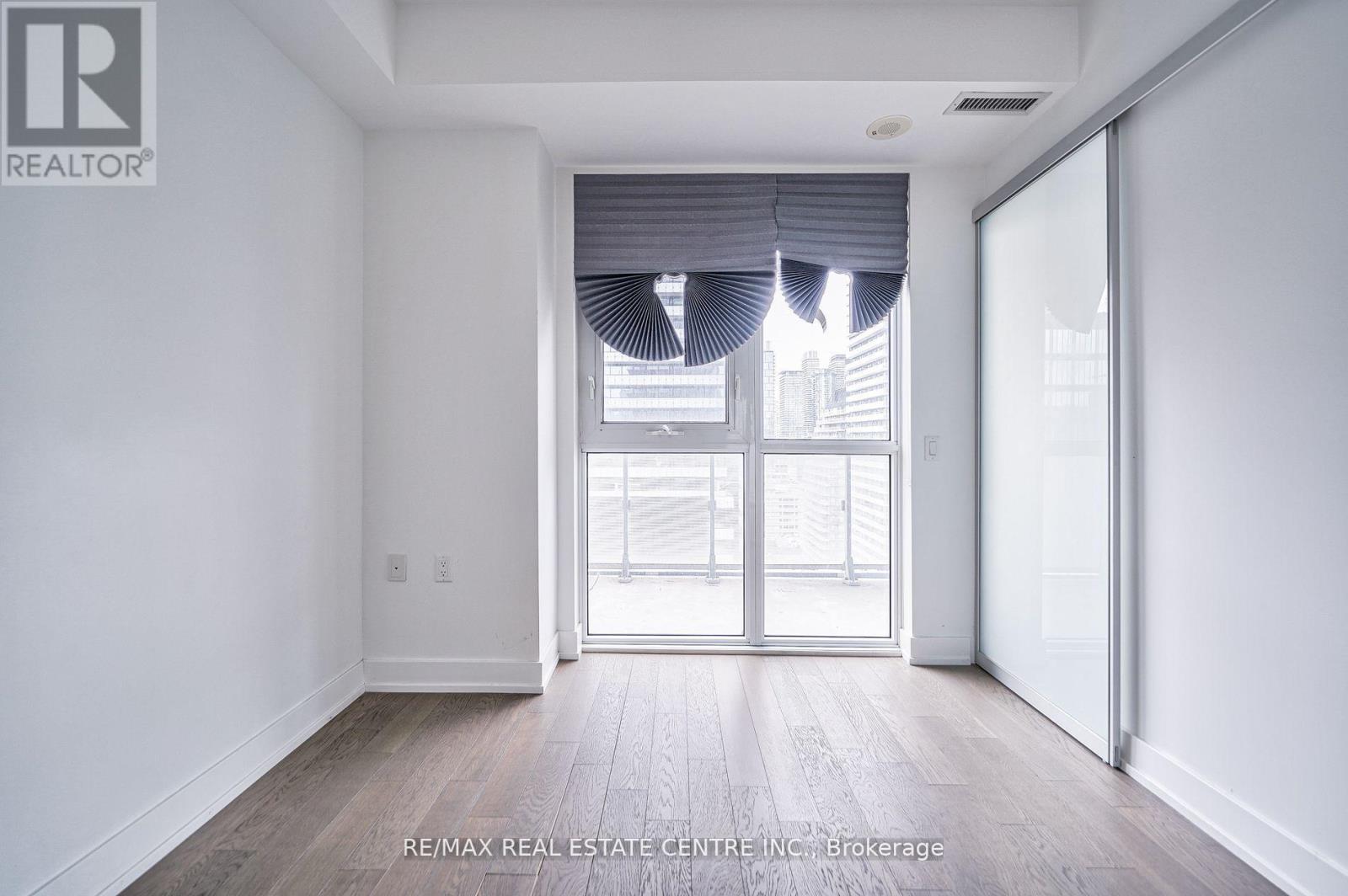 2605 - 7 Grenville Street, Toronto, Ontario  M4Y 1A1 - Photo 22 - C12204920
