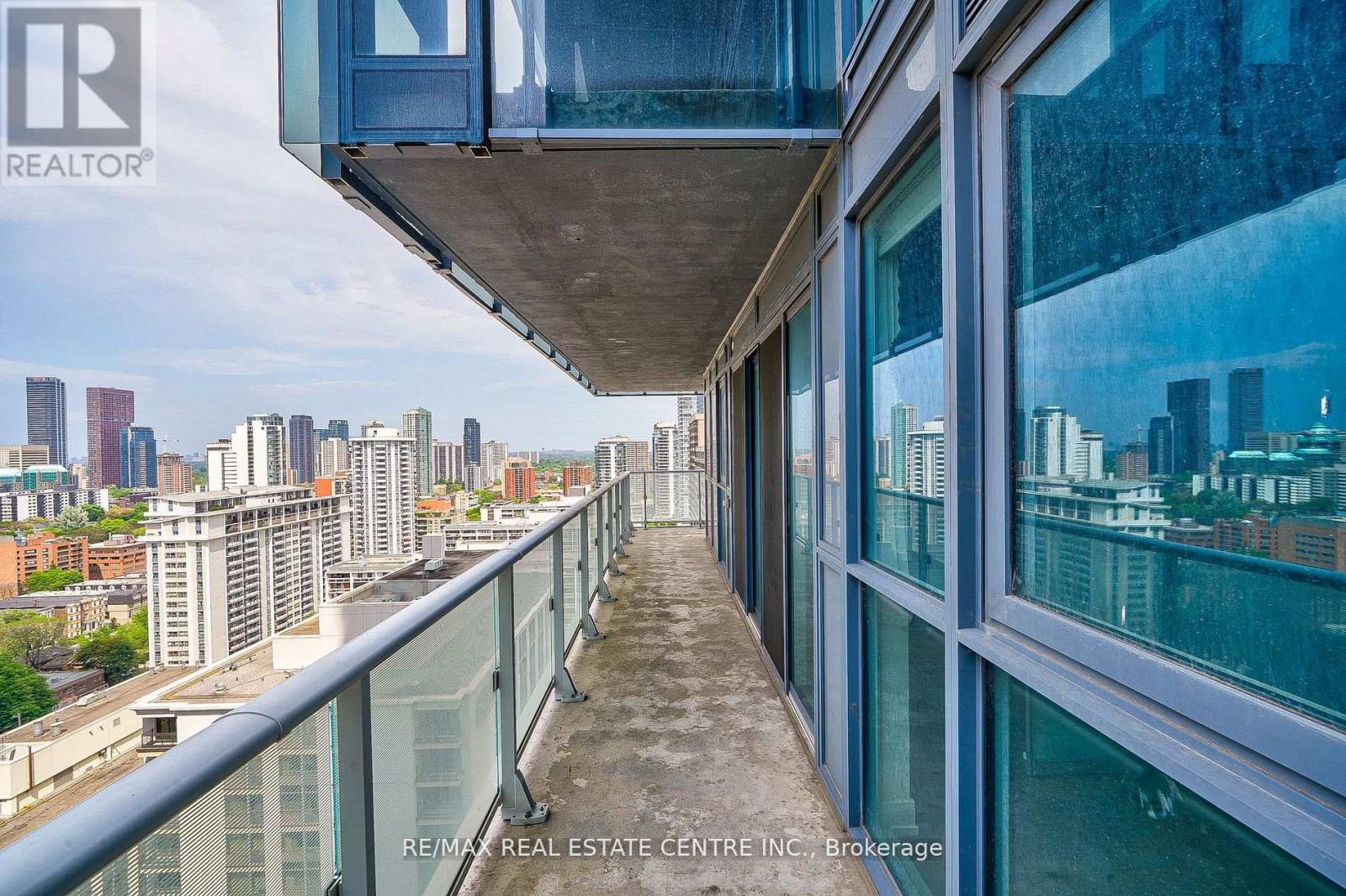 2605 - 7 Grenville Street, Toronto, Ontario  M4Y 1A1 - Photo 32 - C12204920