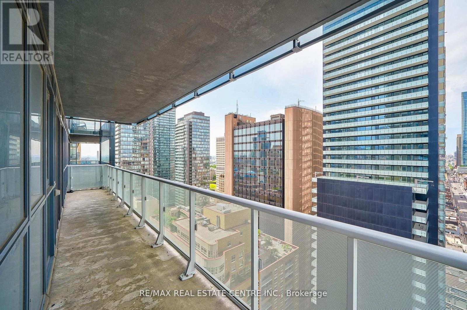 2605 - 7 Grenville Street, Toronto, Ontario  M4Y 1A1 - Photo 33 - C12204920