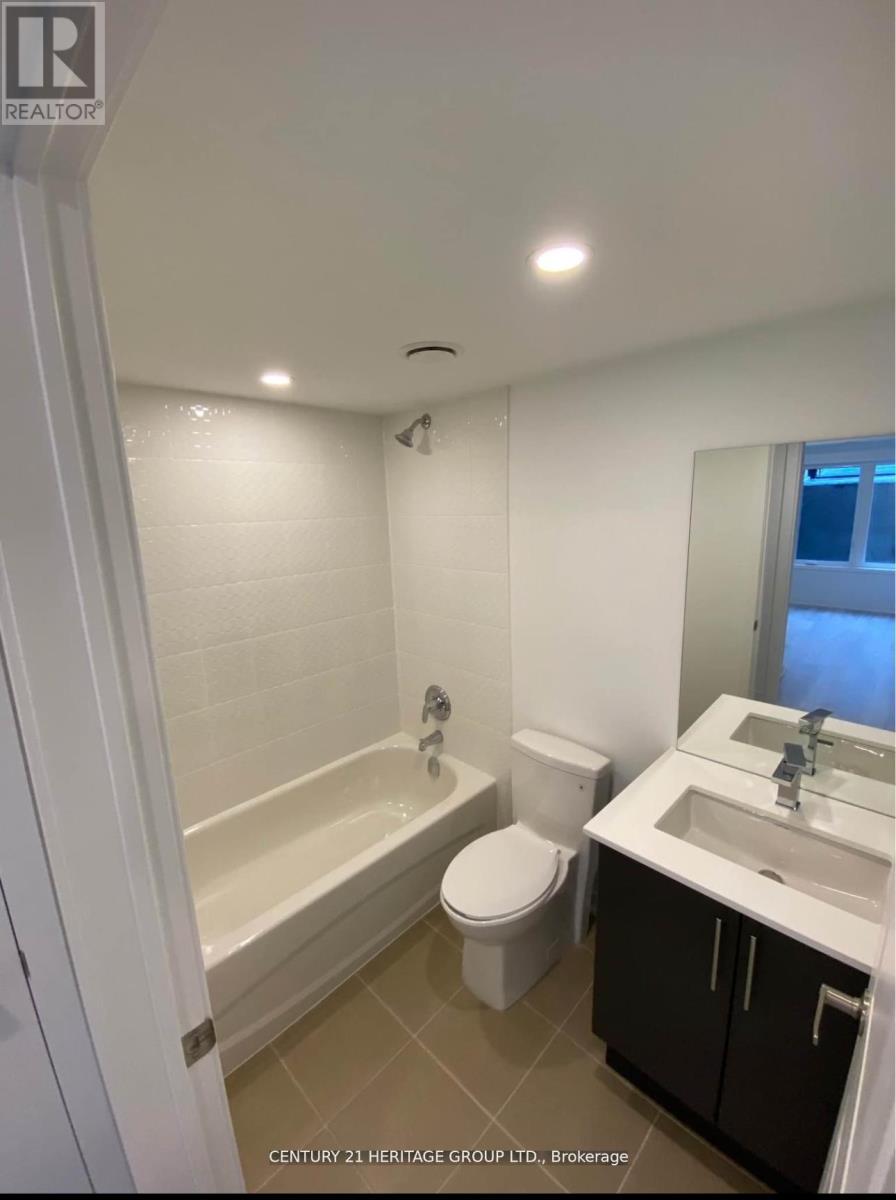 Level A, Unit 3 - 10 Marquette Avenue S, Toronto, Ontario  M6A 0E1 - Photo 6 - C12204942