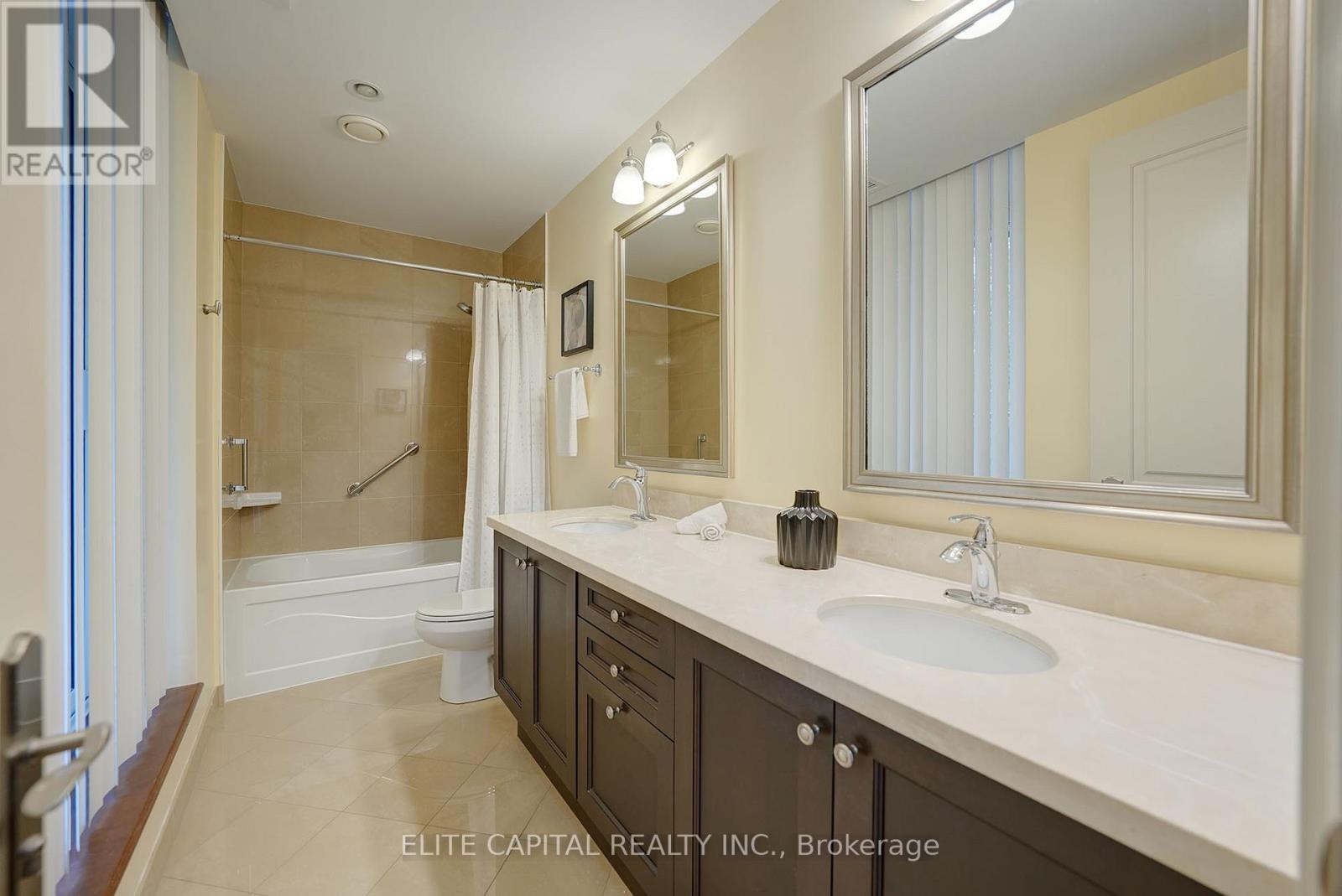 115 - 10101 Yonge Street, Richmond Hill, Ontario  L4C 0V6 - Photo 12 - N12204922