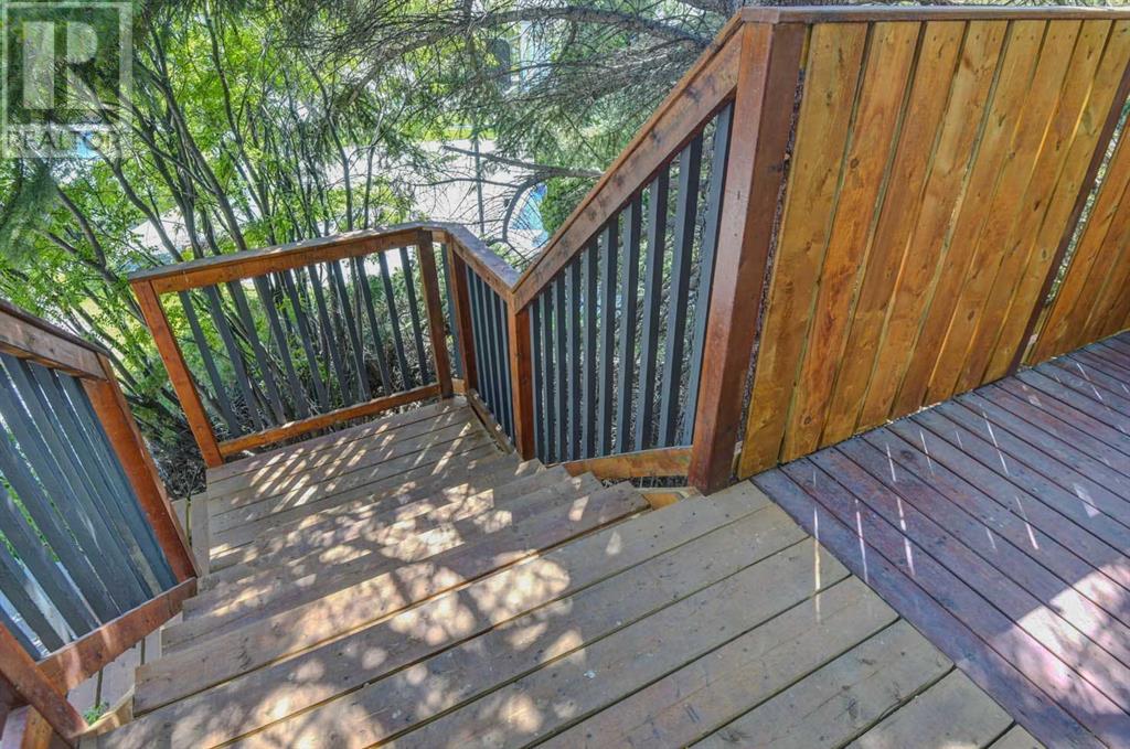 32 Hawkridge Court Nw, Calgary, Alberta  T3R 3C1 - Photo 35 - A2228020