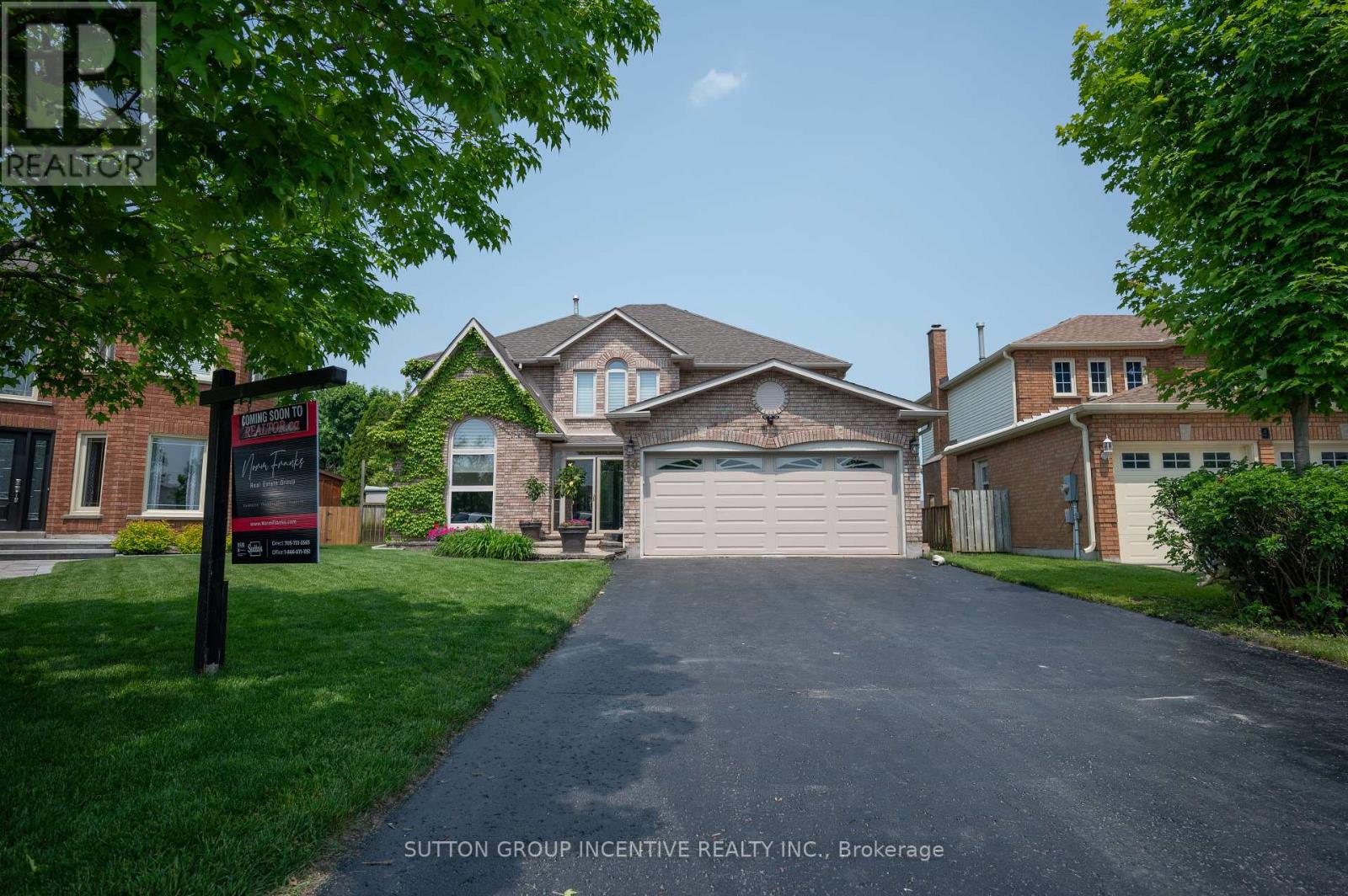 10 Gordon Court, Barrie, Ontario  L4N 7A4 - Photo 3 - S12204932