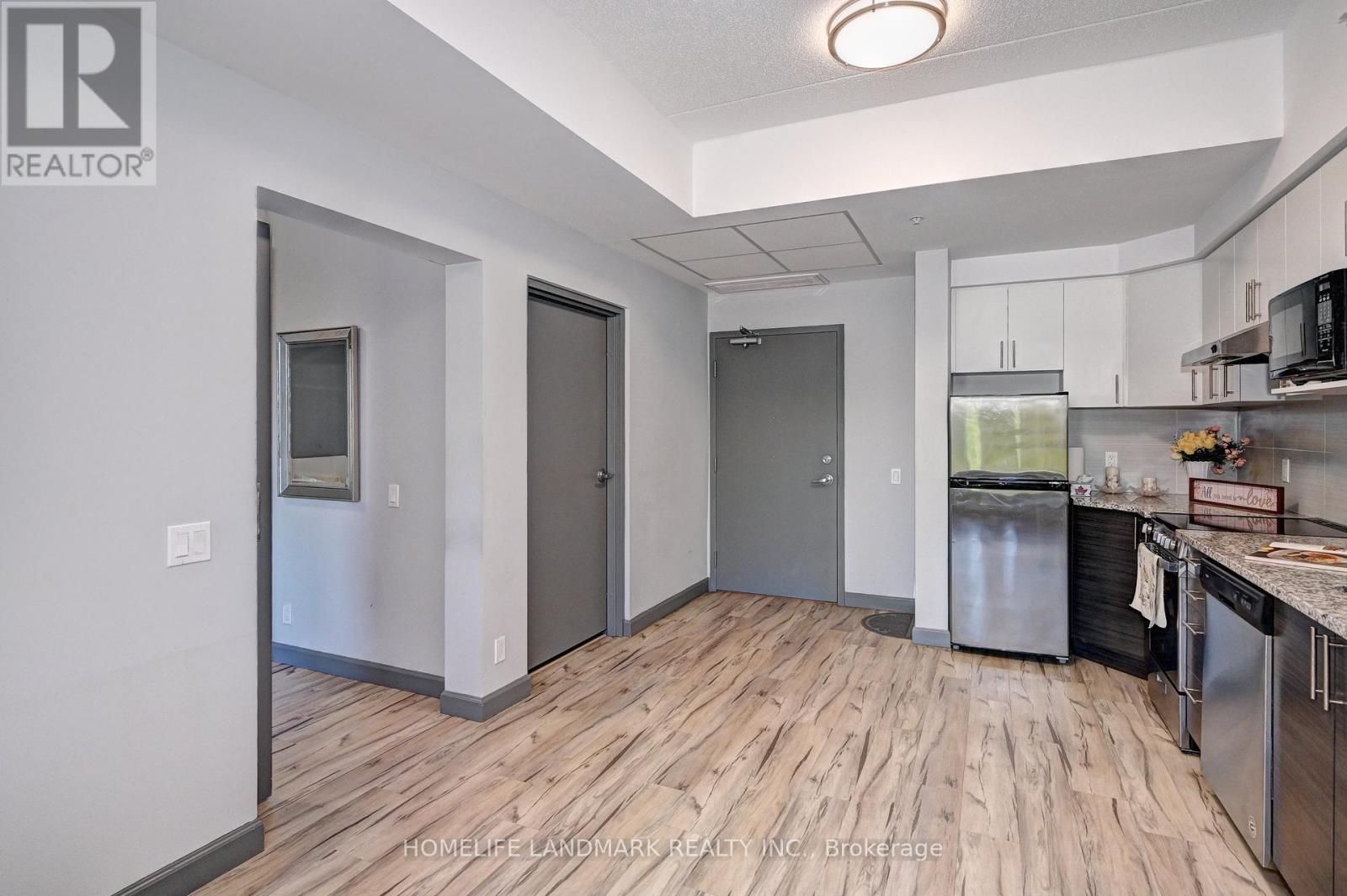 301 - 77 Leland Street W, Hamilton, Ontario  L8S 3A1 - Photo 11 - X12204937