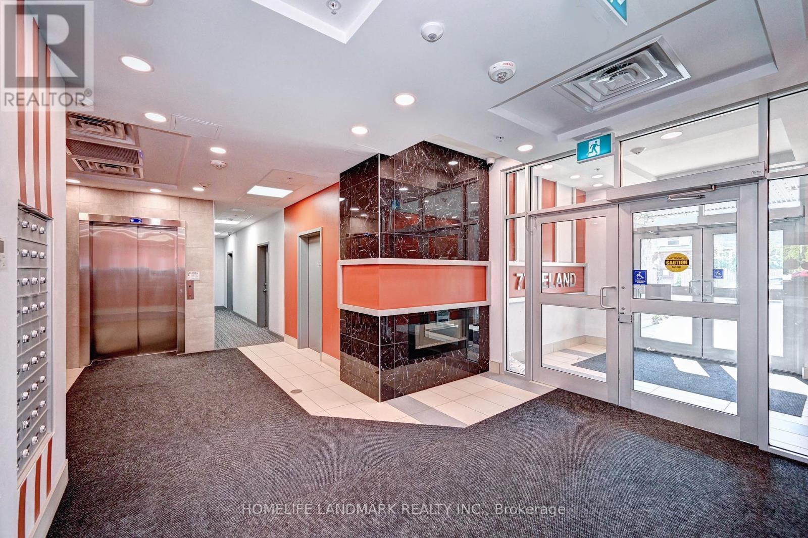 301 - 77 Leland Street W, Hamilton, Ontario  L8S 3A1 - Photo 4 - X12204937
