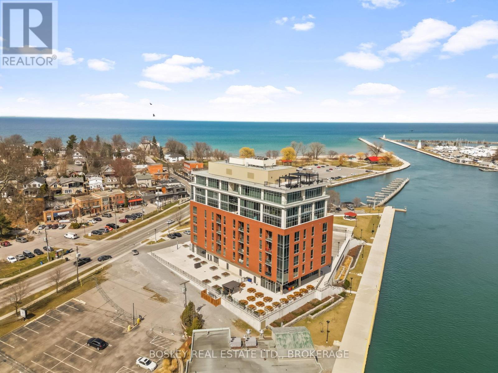 407 - 57 LAKEPORT ROAD, St. Catharines, Ontario