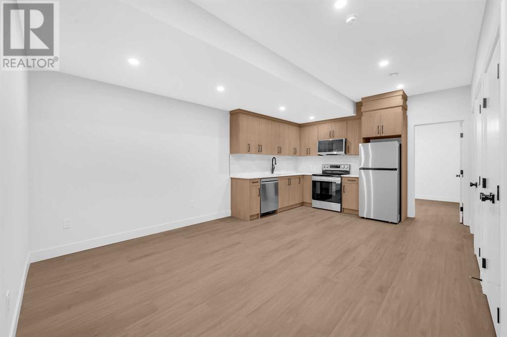 7722 46 Avenue Nw, Calgary, Alberta  T3B 1Y2 - Photo 35 - A2228421