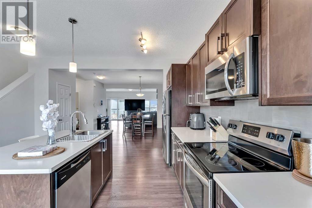 569 Savanna Boulevard Ne, Calgary, Alberta  T3J 0X3 - Photo 21 - A2206685