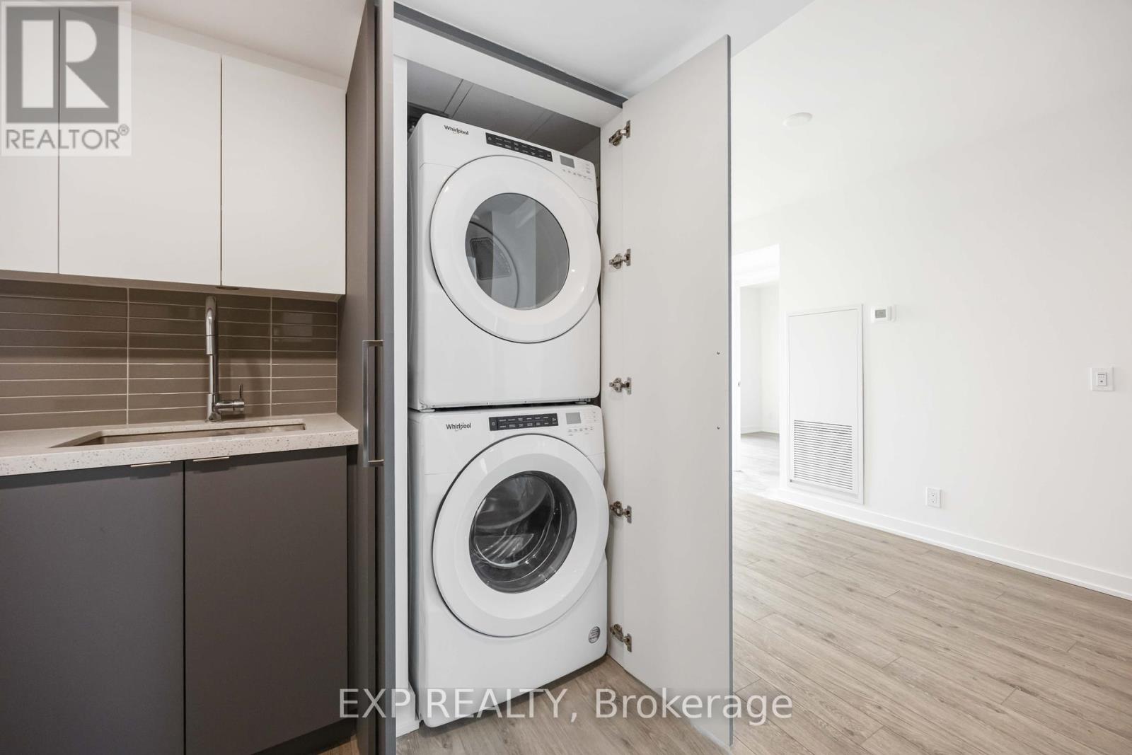 219 - 30 Tretti Way, Toronto, Ontario  M3H 0E3 - Photo 21 - C12204954