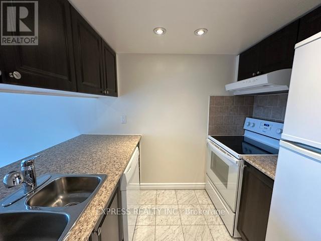 2409 - 38 Elm Street, Toronto, Ontario  M5G 2K5 - Photo 2 - C12204968