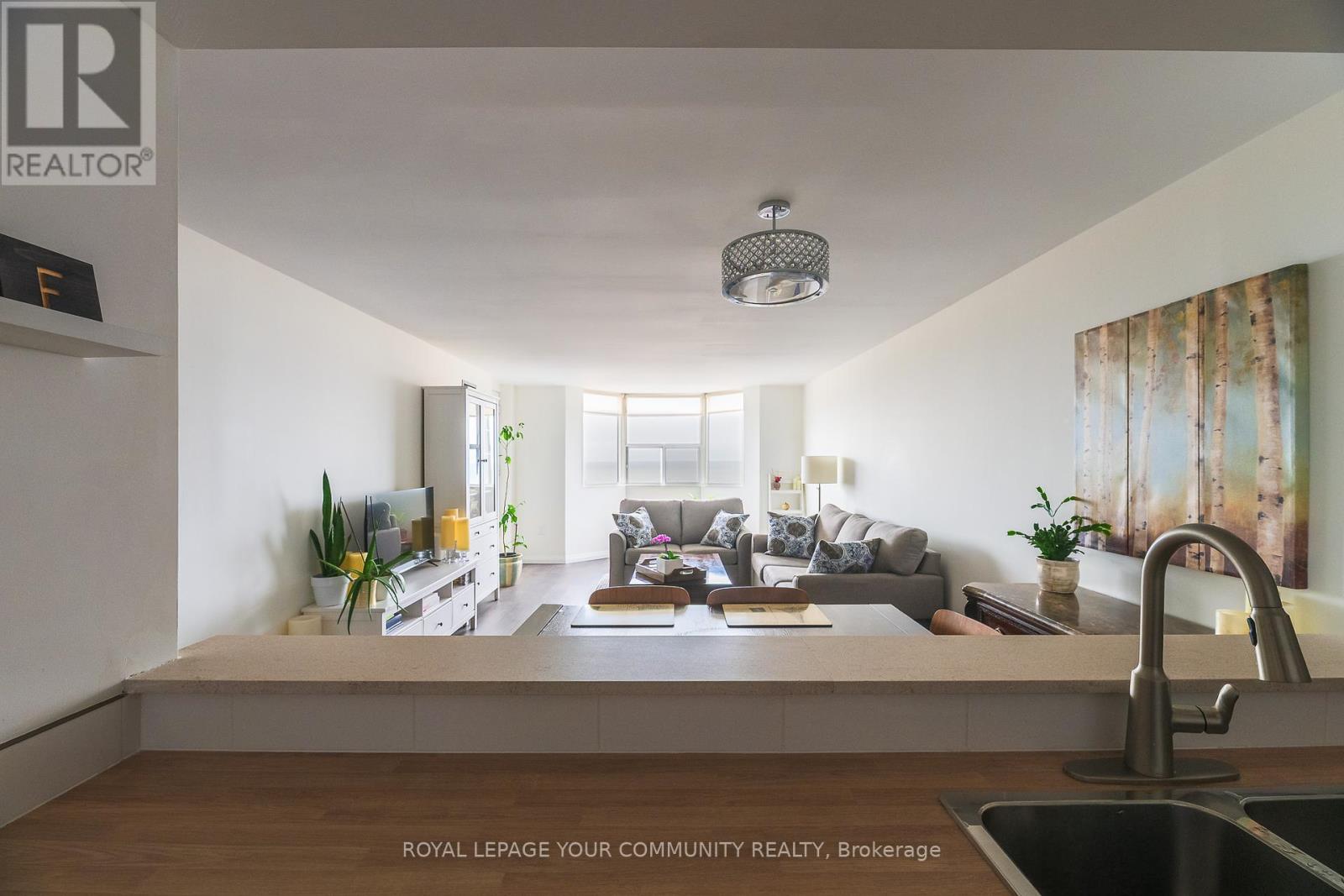 Property at 1608 - 3845 LAKE SHORE BOULEVARD W image 4