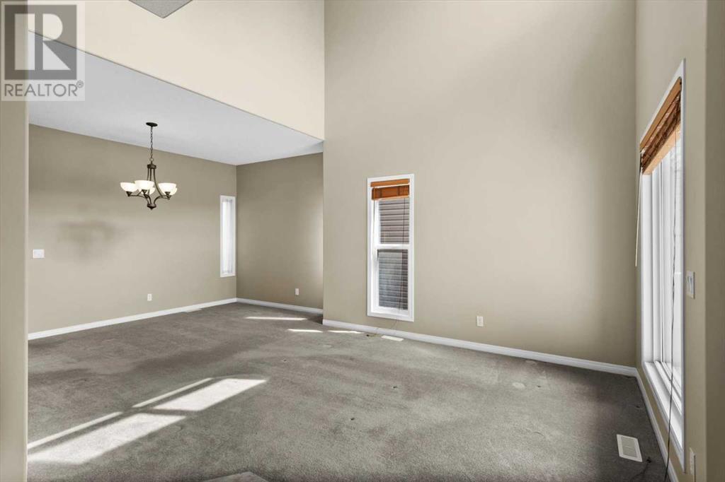 95 St Moritz Terrace Sw, Calgary, Alberta  T3H 5Y1 - Photo 6 - A2215958