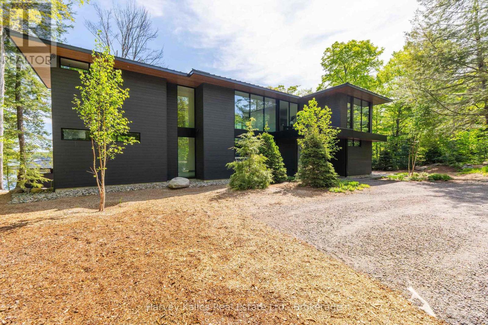 1005 Ham Road, Muskoka Lakes, Ontario  P0C 1A0 - Photo 46 - X12073641
