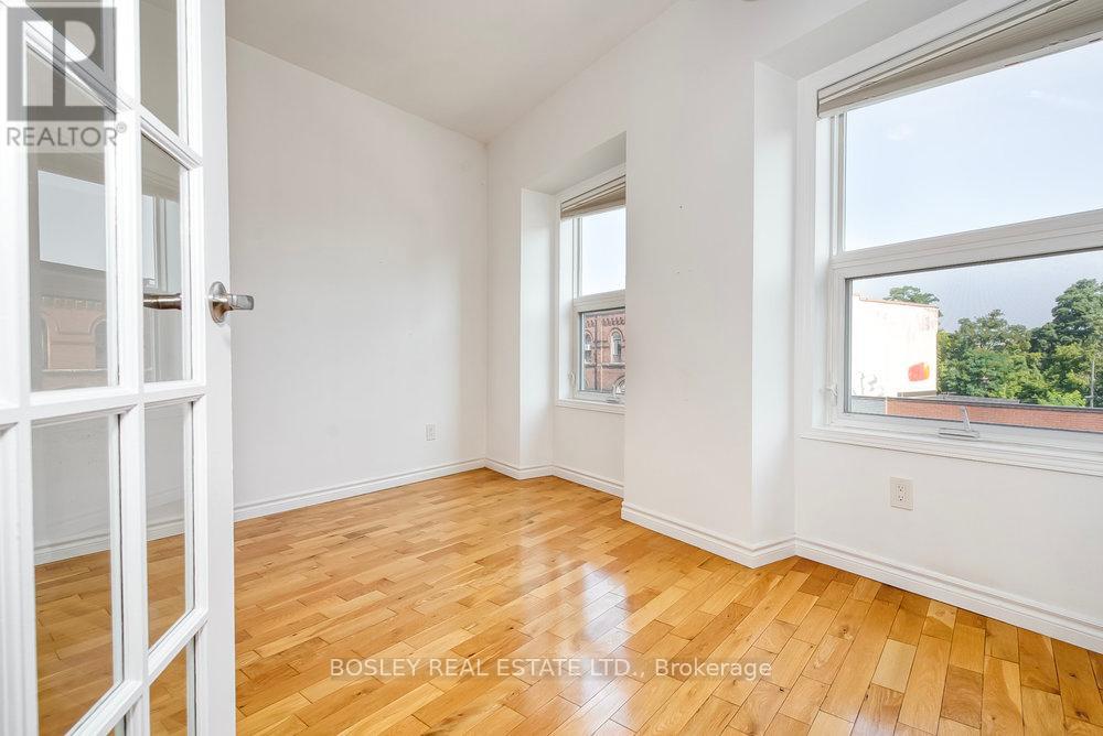 2909 Dundas Street W, Toronto, Ontario  M6P 1Z1 - Photo 11 - W12204955