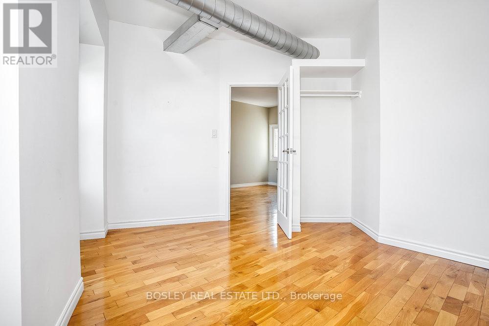 2909 Dundas Street W, Toronto, Ontario  M6P 1Z1 - Photo 12 - W12204955