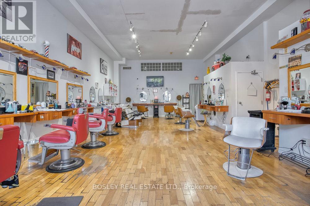 2909 Dundas Street W, Toronto, Ontario  M6P 1Z1 - Photo 4 - W12204955