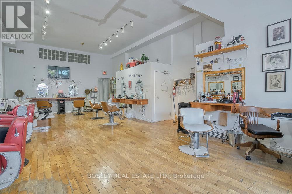 2909 Dundas Street W, Toronto, Ontario  M6P 1Z1 - Photo 5 - W12204955