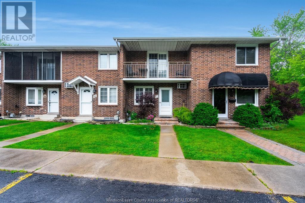 MLS# 25014207: 345 ROBSON #17, Leamington, Canada