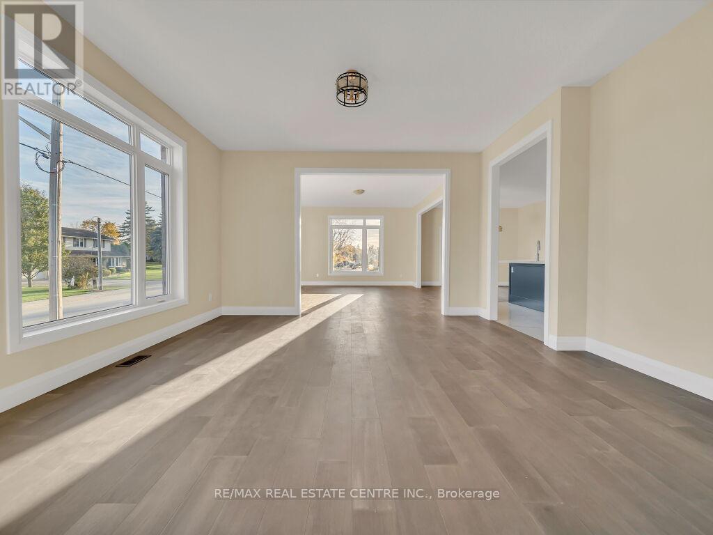 4 Elm Street, Ingersoll, Ontario  N5C 1R8 - Photo 11 - X12201933