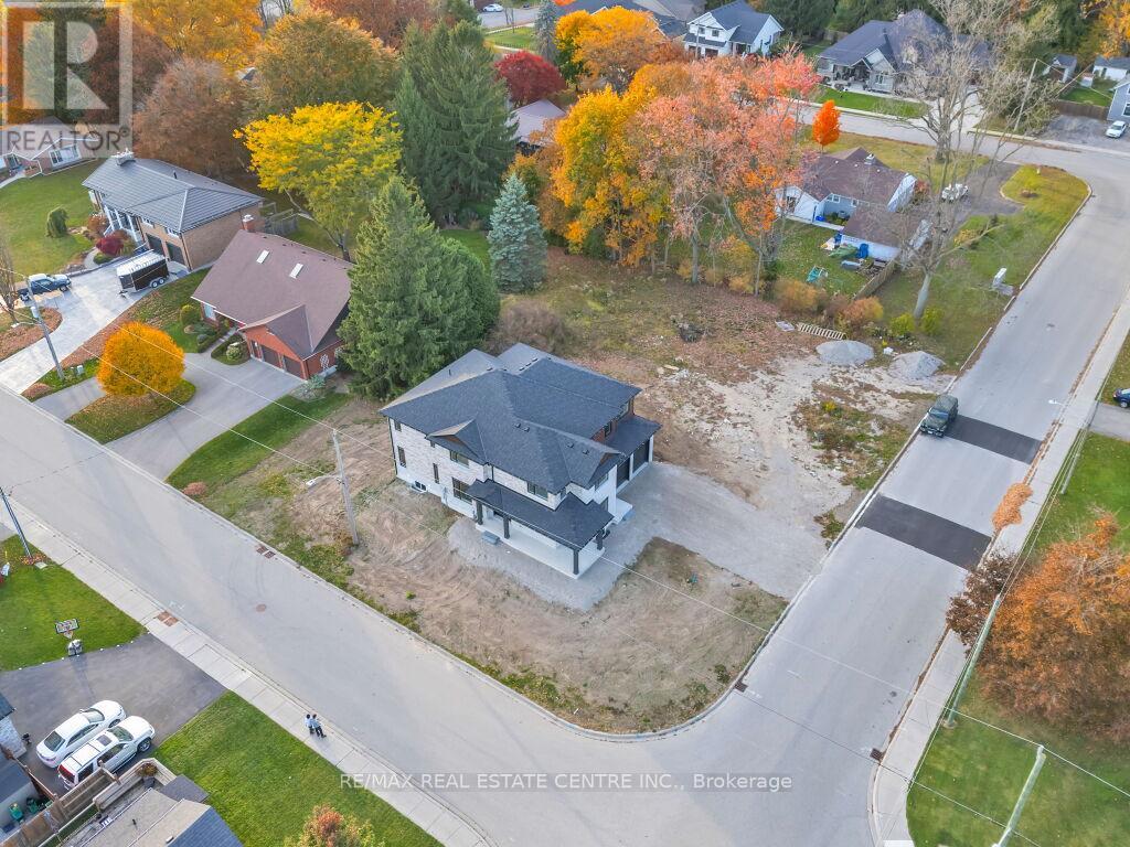 4 Elm Street, Ingersoll, Ontario  N5C 1R8 - Photo 5 - X12201933