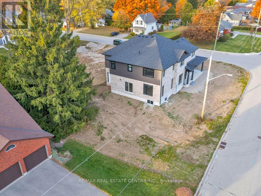 4 Elm Street, Ingersoll, Ontario  N5C 1R8 - Photo 49 - X12201933