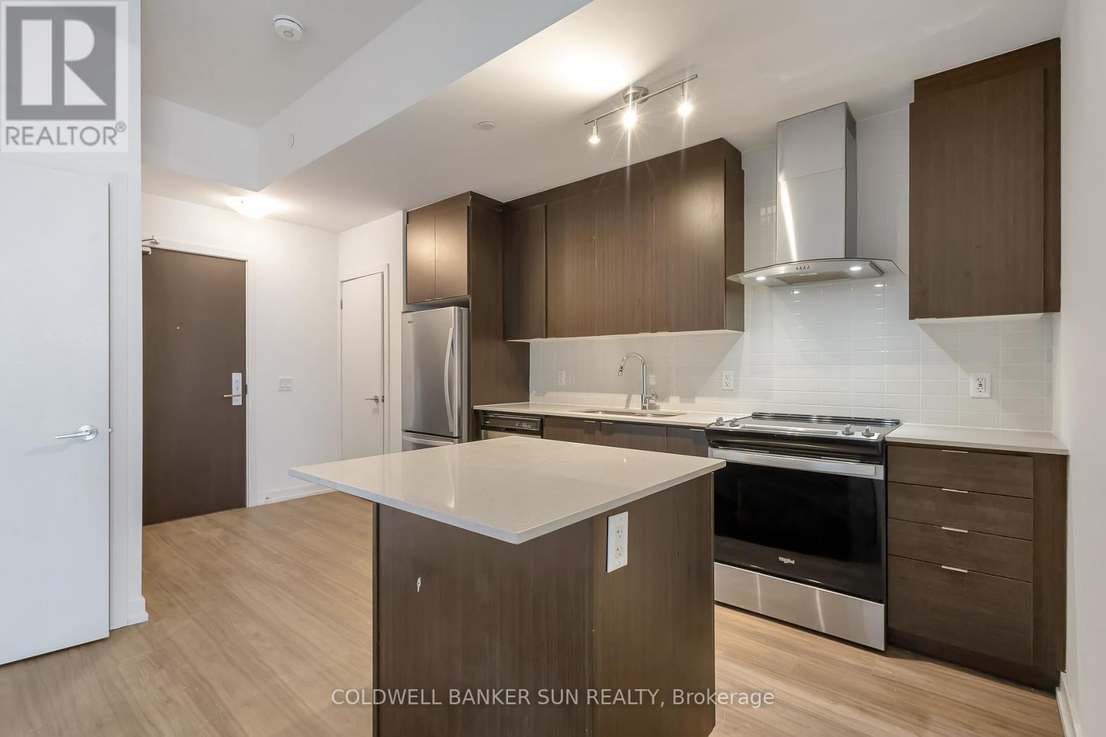 25 - 55 Duke Street W, Kitchener, Ontario  N2H 0C9 - Photo 7 - X12204953