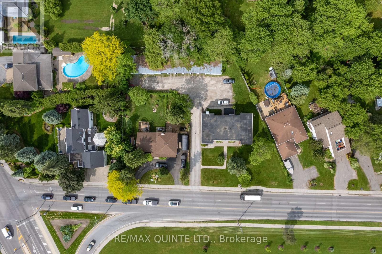 54 Sidney Street, Belleville, Ontario  K8P 3Y8 - Photo 9 - X12204970