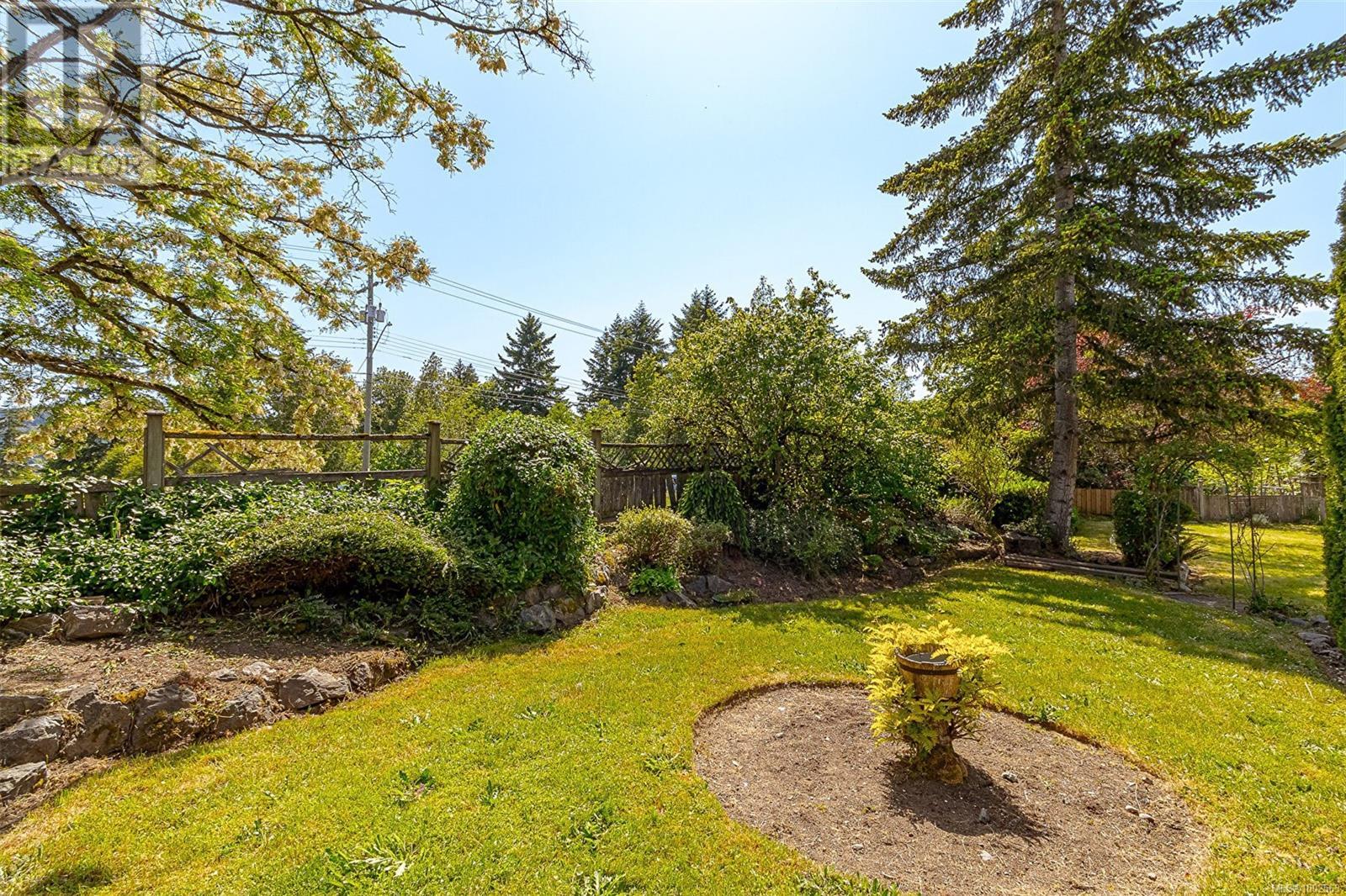 11 6766 Central Saanich Rd, Central Saanich, British Columbia  V8Z 7E1 - Photo 31 - 1002563