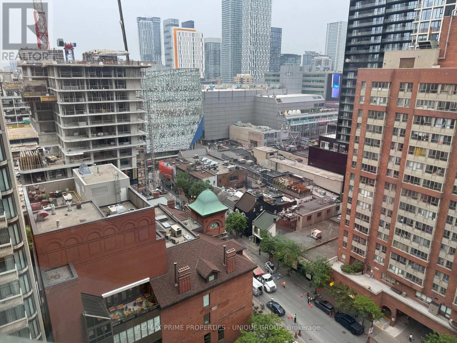 1708 - 38 Elm Street, Toronto, Ontario  M5G 2K5 - Photo 11 - C12204975