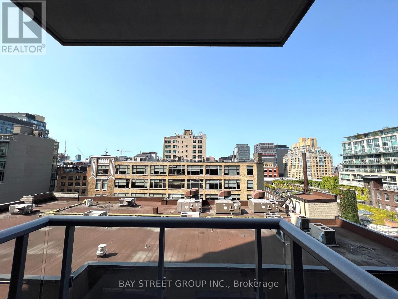 820 - 108 Peter Street, Toronto, Ontario  M5V 2G7 - Photo 1 - C12205003
