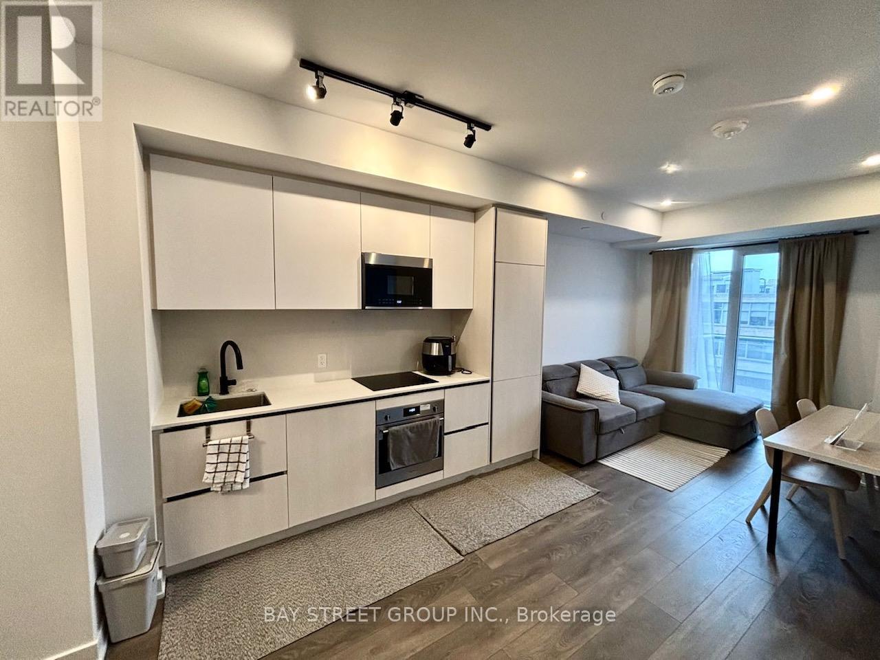 820 - 108 Peter Street, Toronto, Ontario  M5V 2G7 - Photo 10 - C12205003