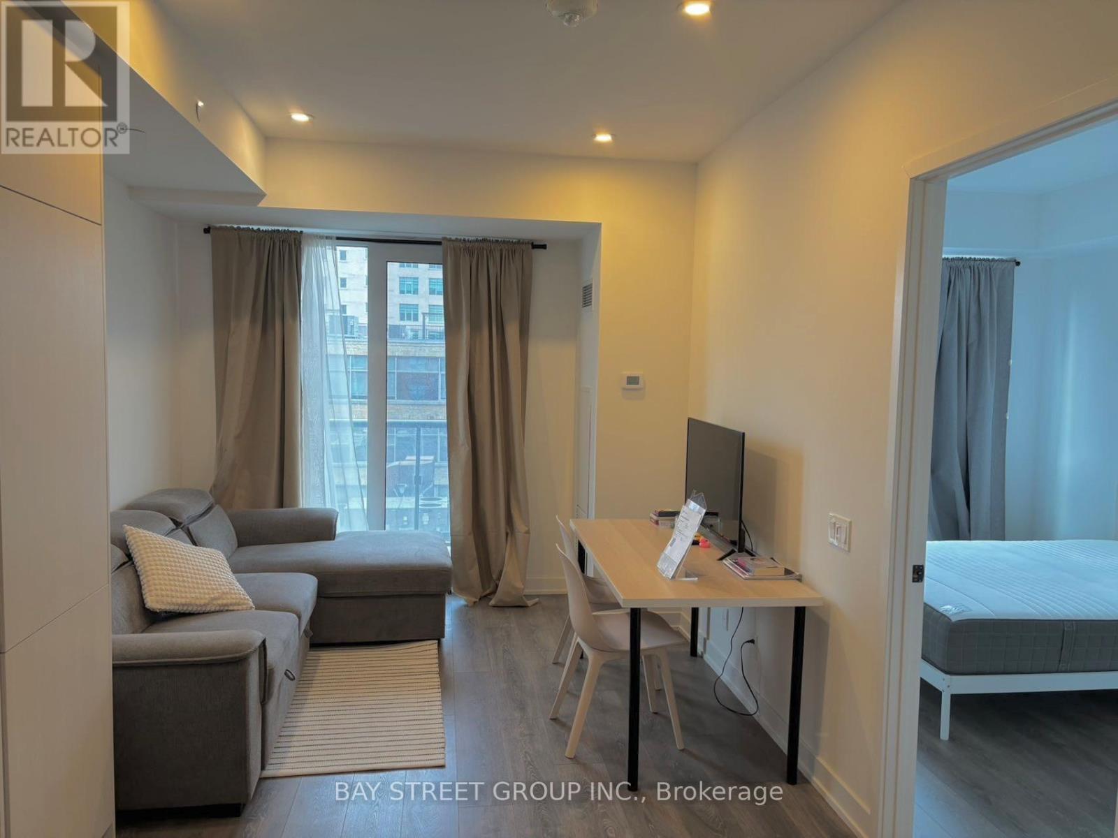 820 - 108 Peter Street, Toronto, Ontario  M5V 2G7 - Photo 11 - C12205003