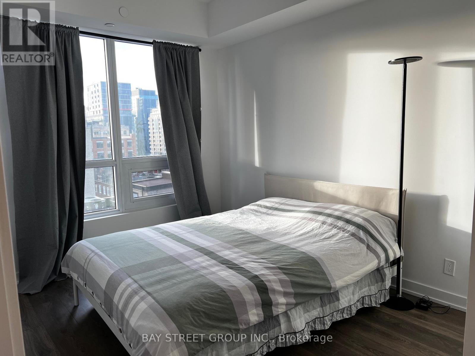 820 - 108 Peter Street, Toronto, Ontario  M5V 2G7 - Photo 13 - C12205003